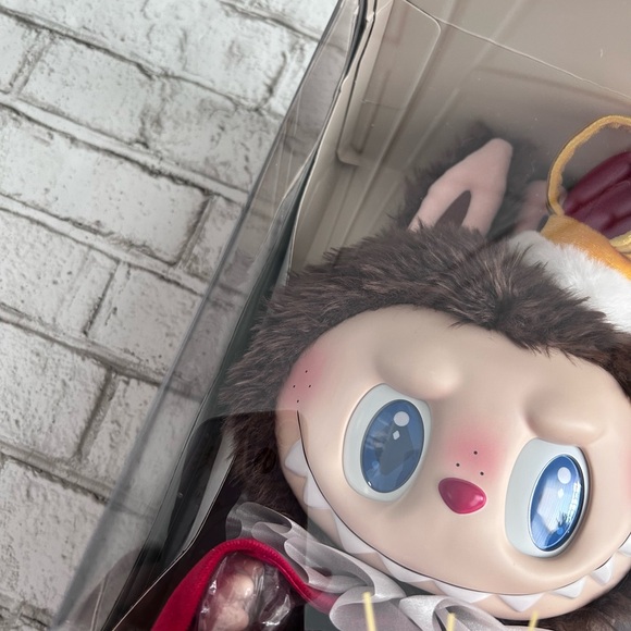 Labubu Lets Checkmate (King) - Picture 4 of 13